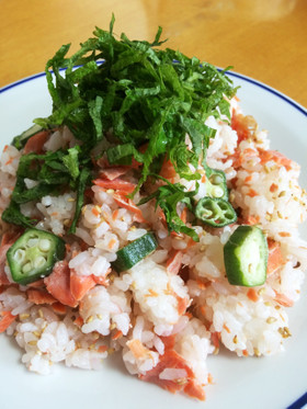 お弁当ランチ簡単☆鮭 オクラ 梅干しご飯